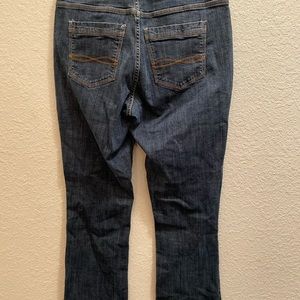 Size 12m Riders by Lee